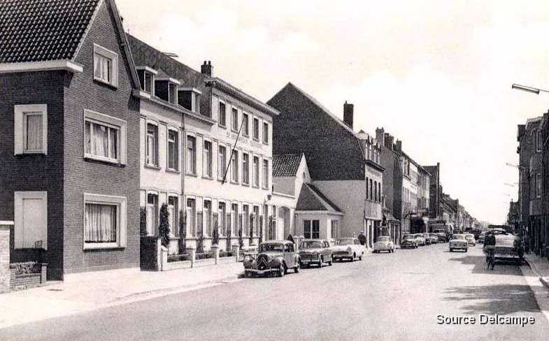 Belgique La Panne Koninklijke Baan.jpg